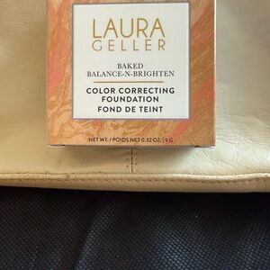Laura Geller Color Correcting Foundation